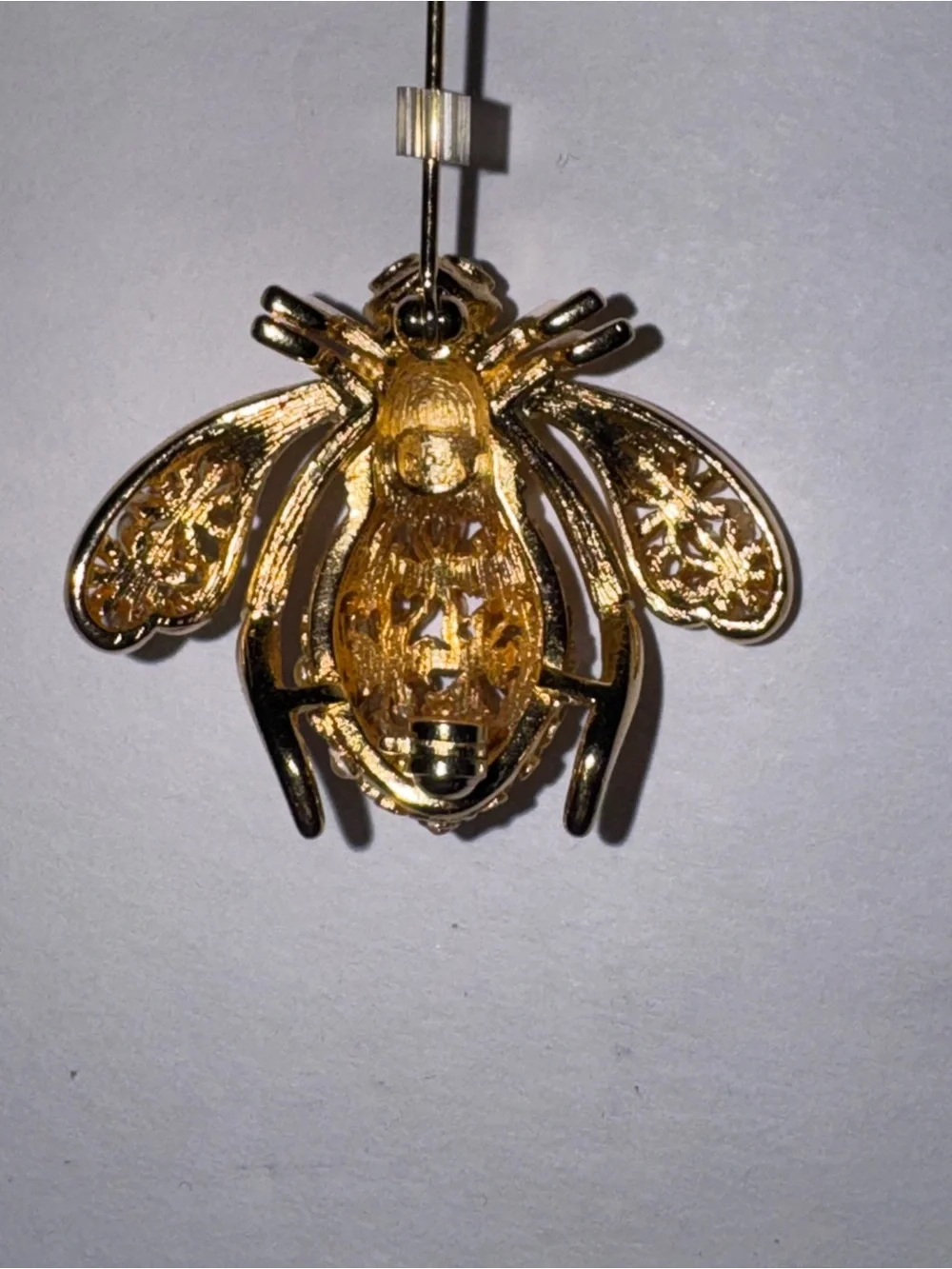 Joan Rivers Bee Brooch Gold Tone Rhinestone Daisy Floral Enamel Pin.